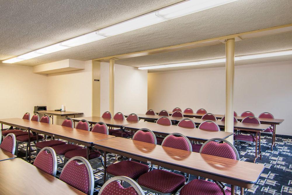 Quality Inn Tigard Portland Southwest Esterno foto