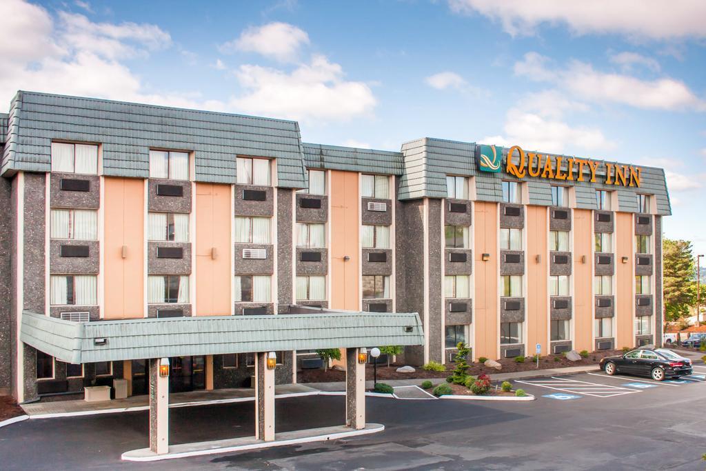 Quality Inn Tigard Portland Southwest Esterno foto
